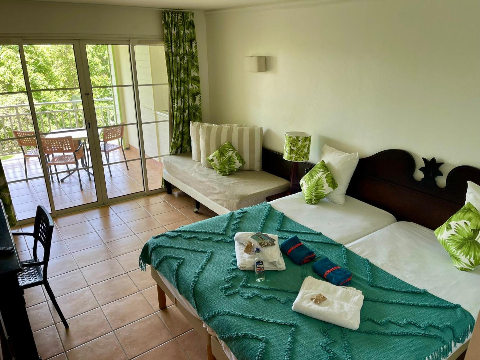 Studios Barbadine - Resorts Flats Sainte-Anne  Exterior foto